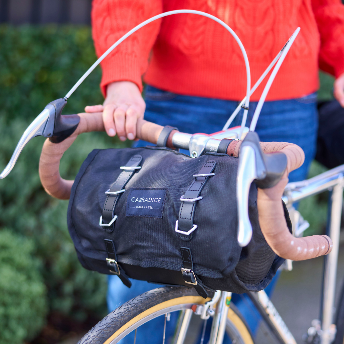 Black Label Earby Bar Bag (7L)