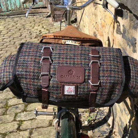 Originals Tweed Barley Saddlebag