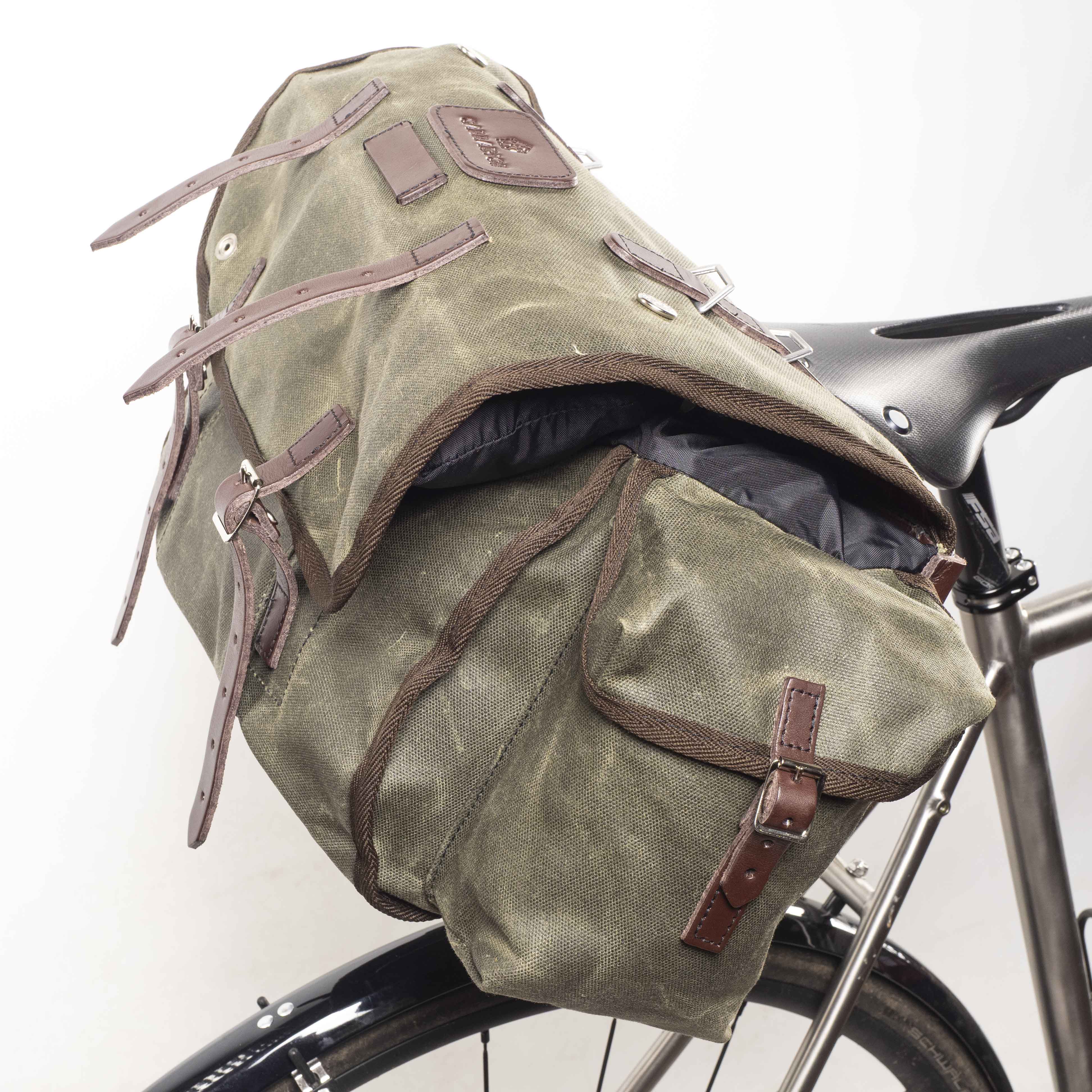 Field Green Nelson Longflap Saddlebag (18L)