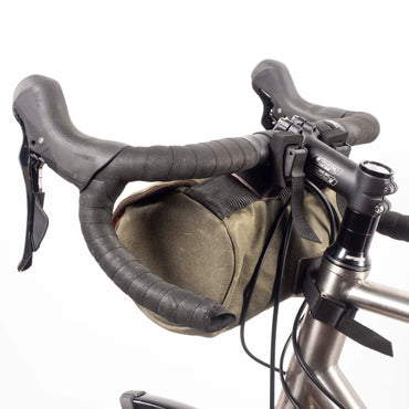 Field Green Zipped Roll Saddlebag (3.5L)
