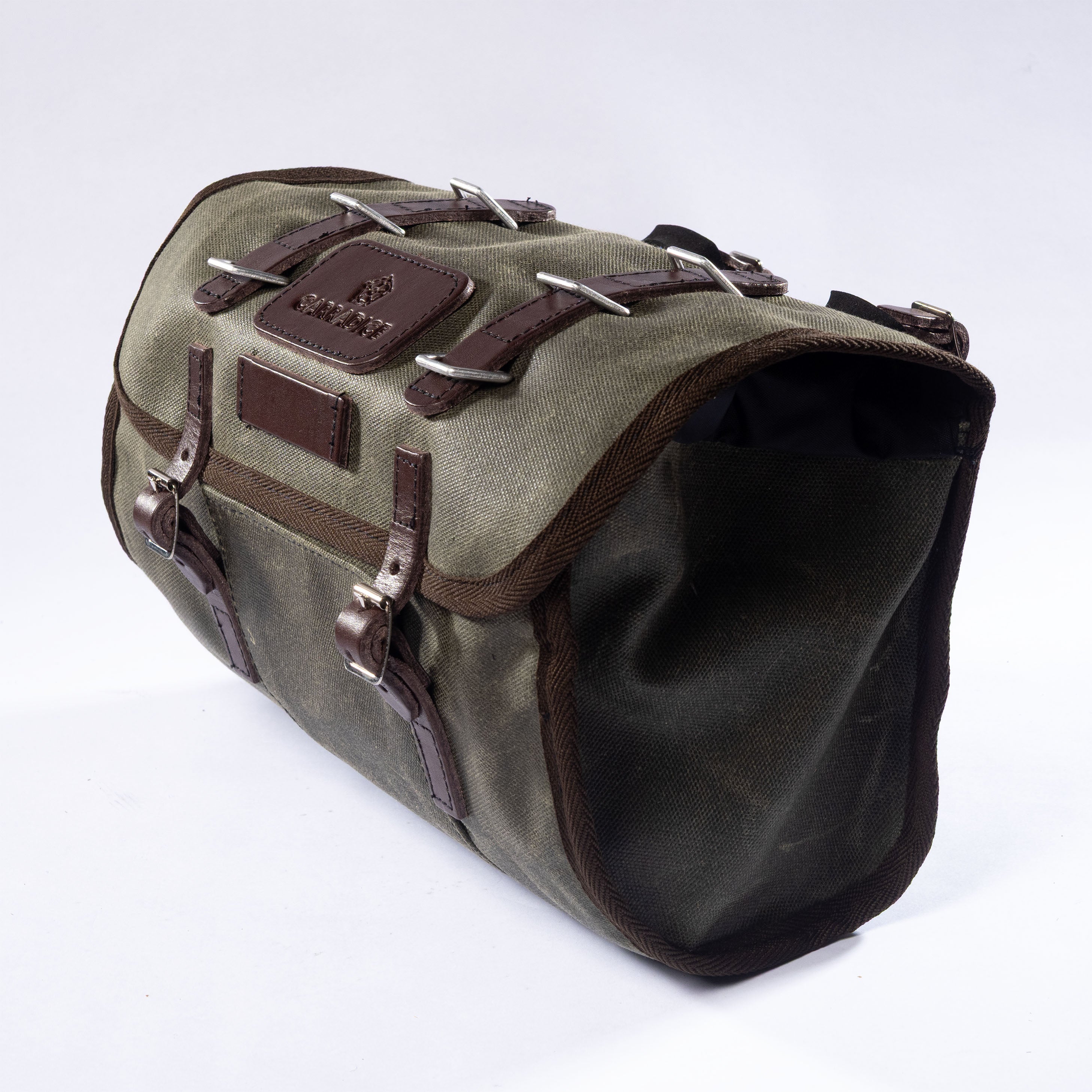 Field Green Earby Bar Bag (7L)