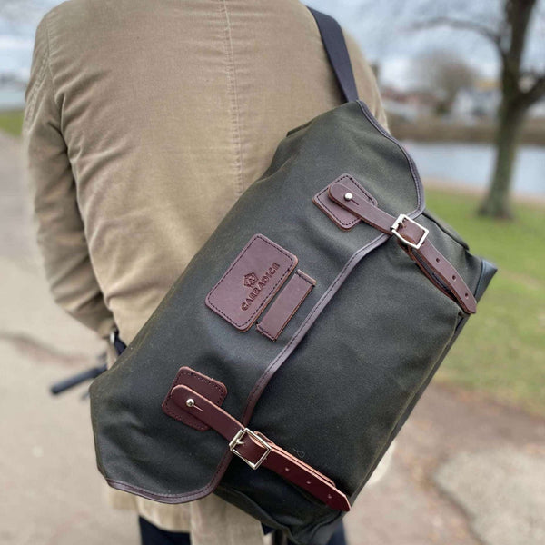 美品 FRED PERRY × CARRADICE kelbrook バッグ Kelbrook Satchel - 17L - Carradice – Carradice - Innovative