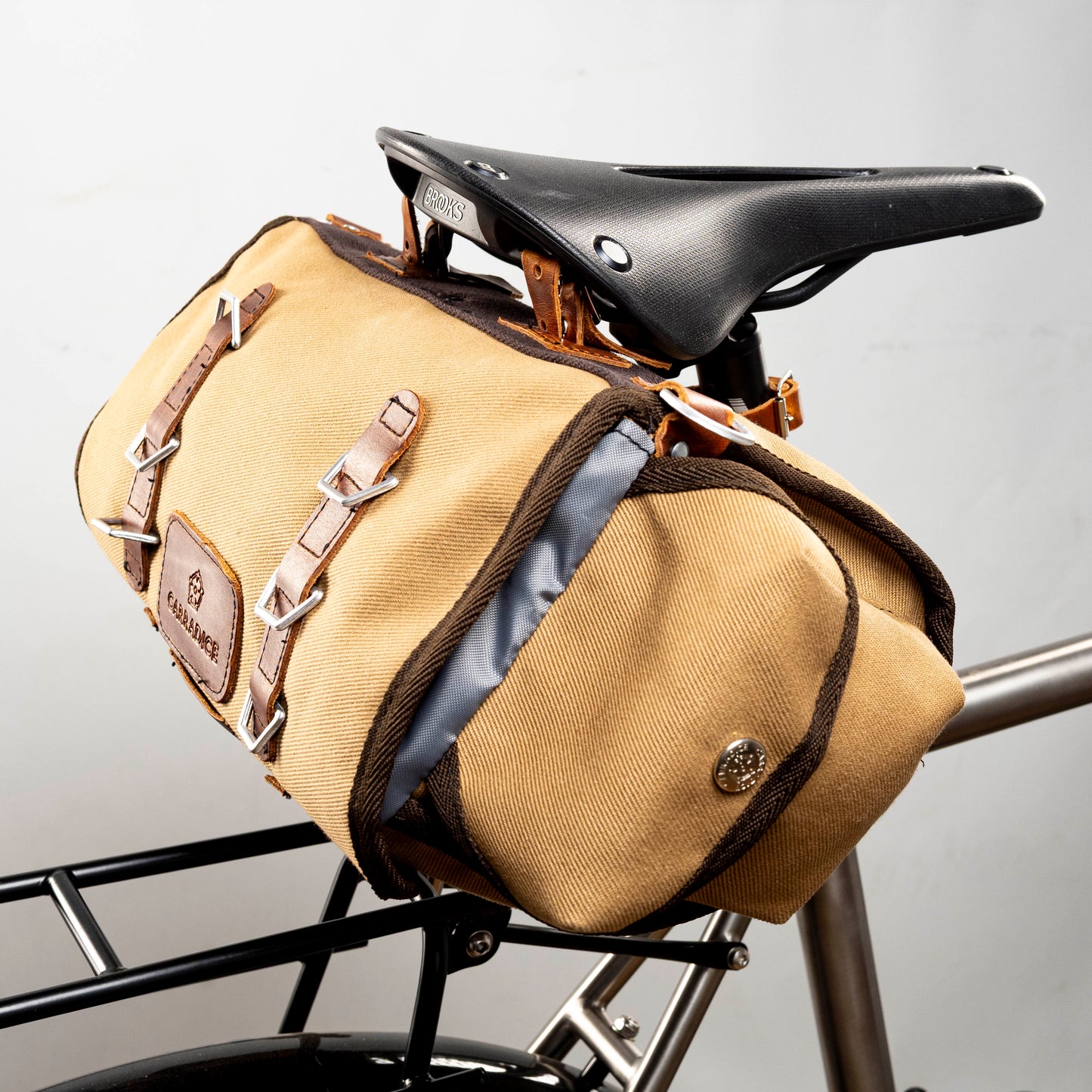 Safari Barley Saddlebag (9L)